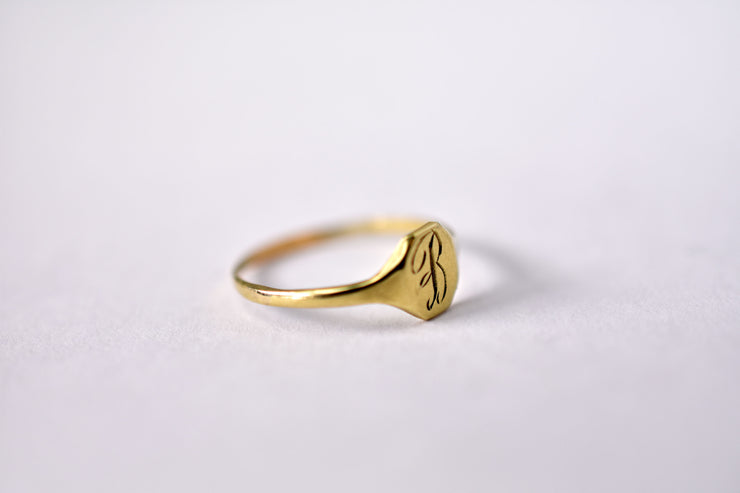 Dainty Vintage 14k Initial Signet Ring with "B"