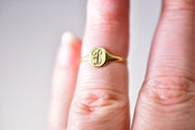 Dainty Vintage 14k Initial Signet Ring with "B"