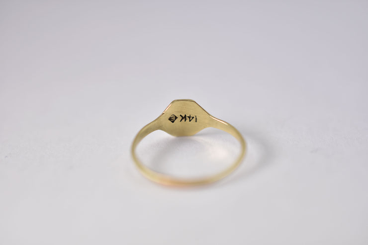 Dainty Vintage 14k Initial Signet Ring with "B"