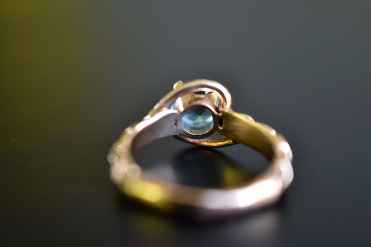 Vintage Unique 14k Mid-Century Blue Topaz Ring