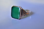 Vintage 10k Art Deco Green Chrysoprase Unisex Signet Style Cocktail Ring