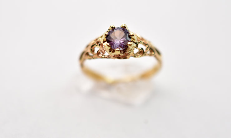 Vintage 10k Color Change Sapphire Ring