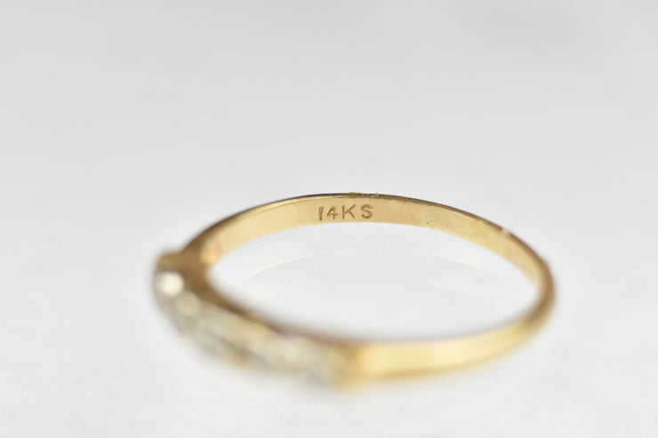 Vintage Mid-Century 14k 5 Stone Diamond Wedding Band