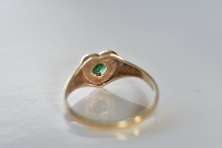 Vintage 10k Heart Shaped Baby Ring with Green Spinel Centre