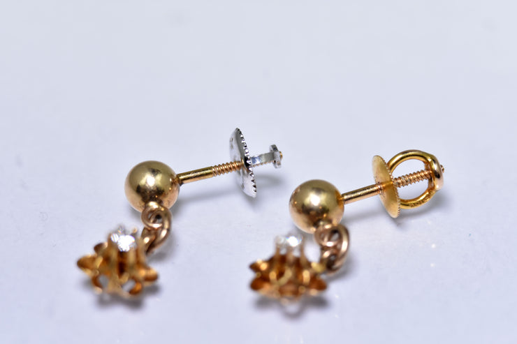 Vintage 10k Buttercup Dangle Earrings