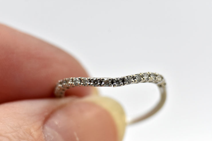 Estate 14k White Gold Flexible Diamond Ring