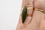 Vintage 10k Jade Navette Ring
