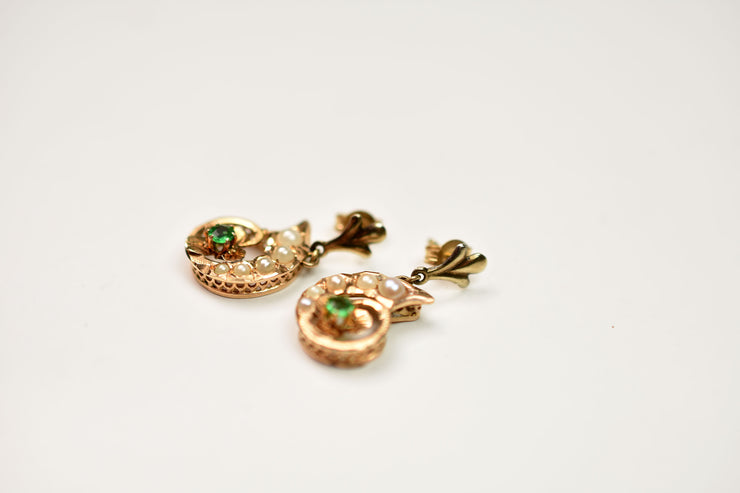 Vintage 14k Pearl & Green Glass Seashell Dangle Earrings