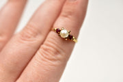 Vintage 10k Pearl & Ruby Ring