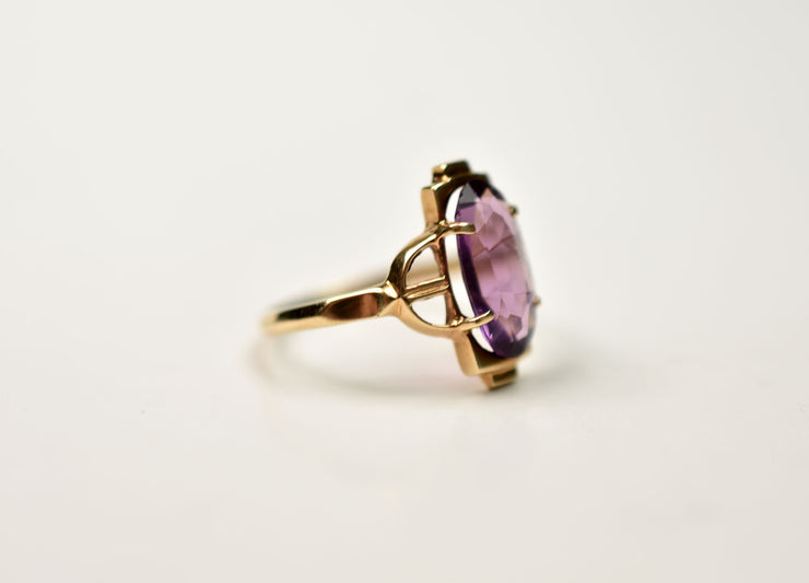 Vintage 10k Unique Purple Paste Ring