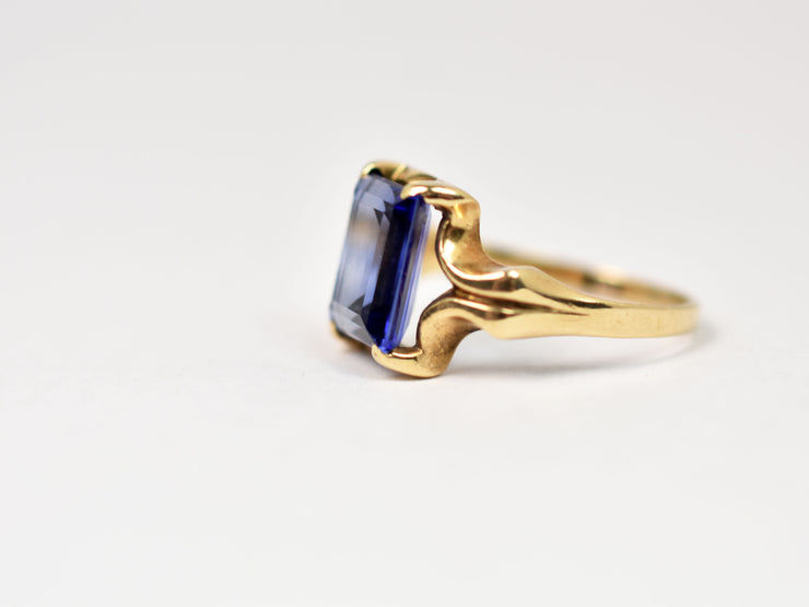 Retro 10k Sapphire Ring