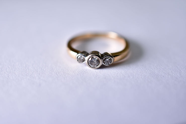 Vintage 14k Three Stone Bezel Set Diamond Ring