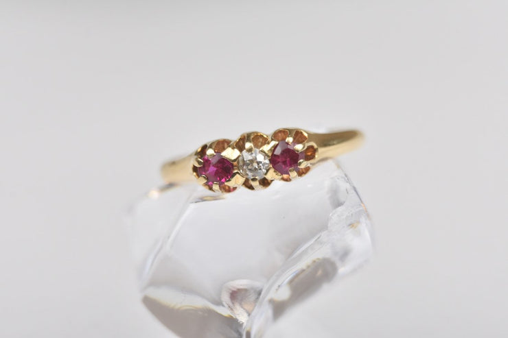 Vintage 14k Gold Ruby and Old European Cut Diamond Ring